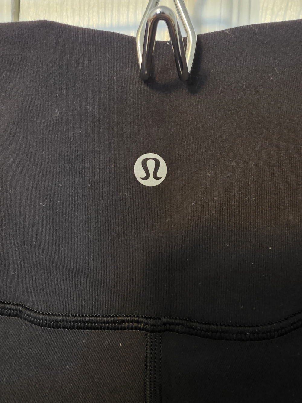 LuluLemon Black Leggings - Picture 4 of 4